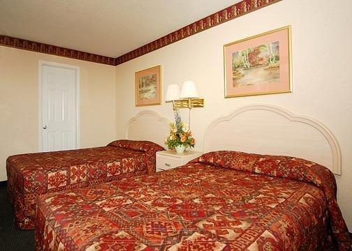 The Carasaljo Motel Lakewood Exterior photo